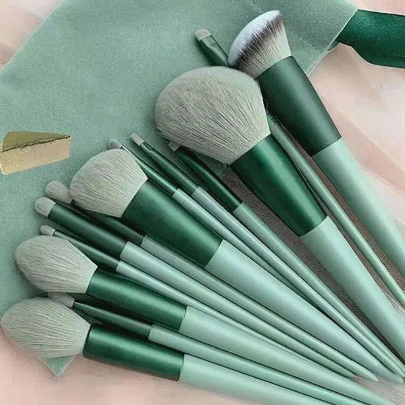 13-Piece Makeup Brush Set – Eye Shadow, Foundation, Powder, Blush & Blending Tools